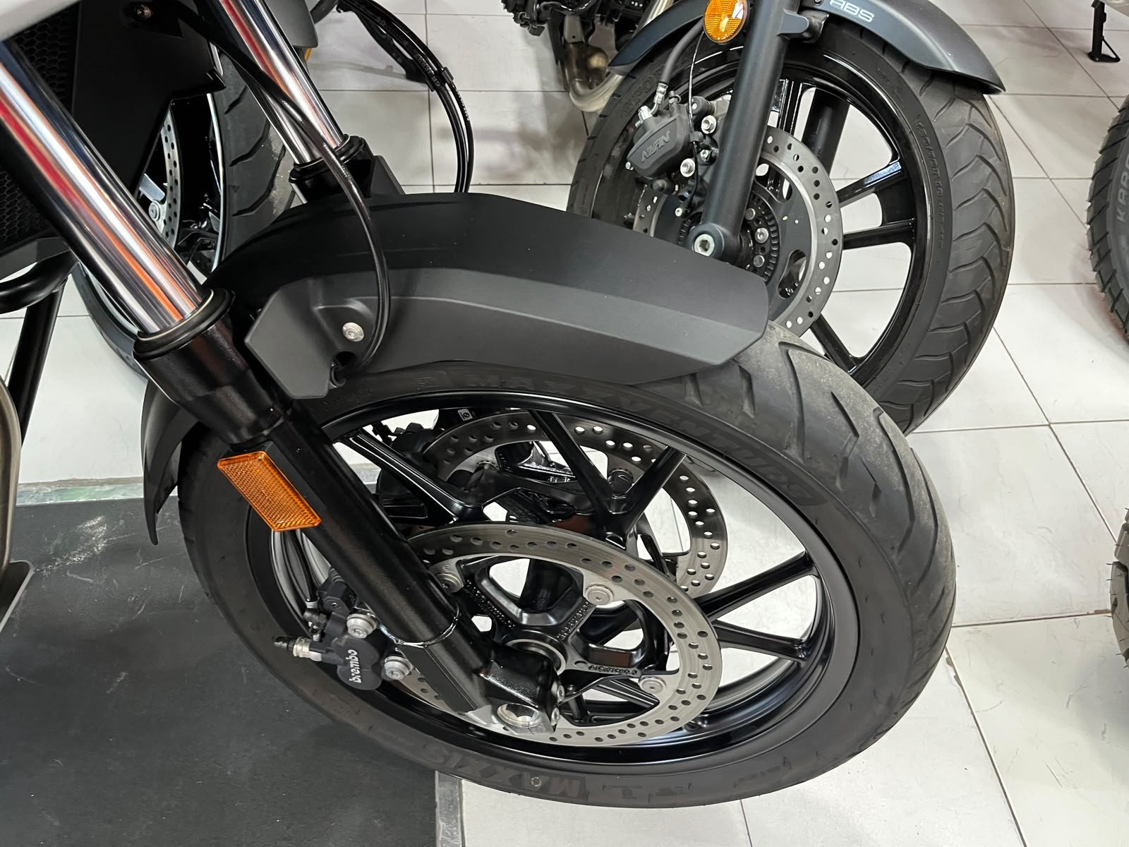 F800 FS