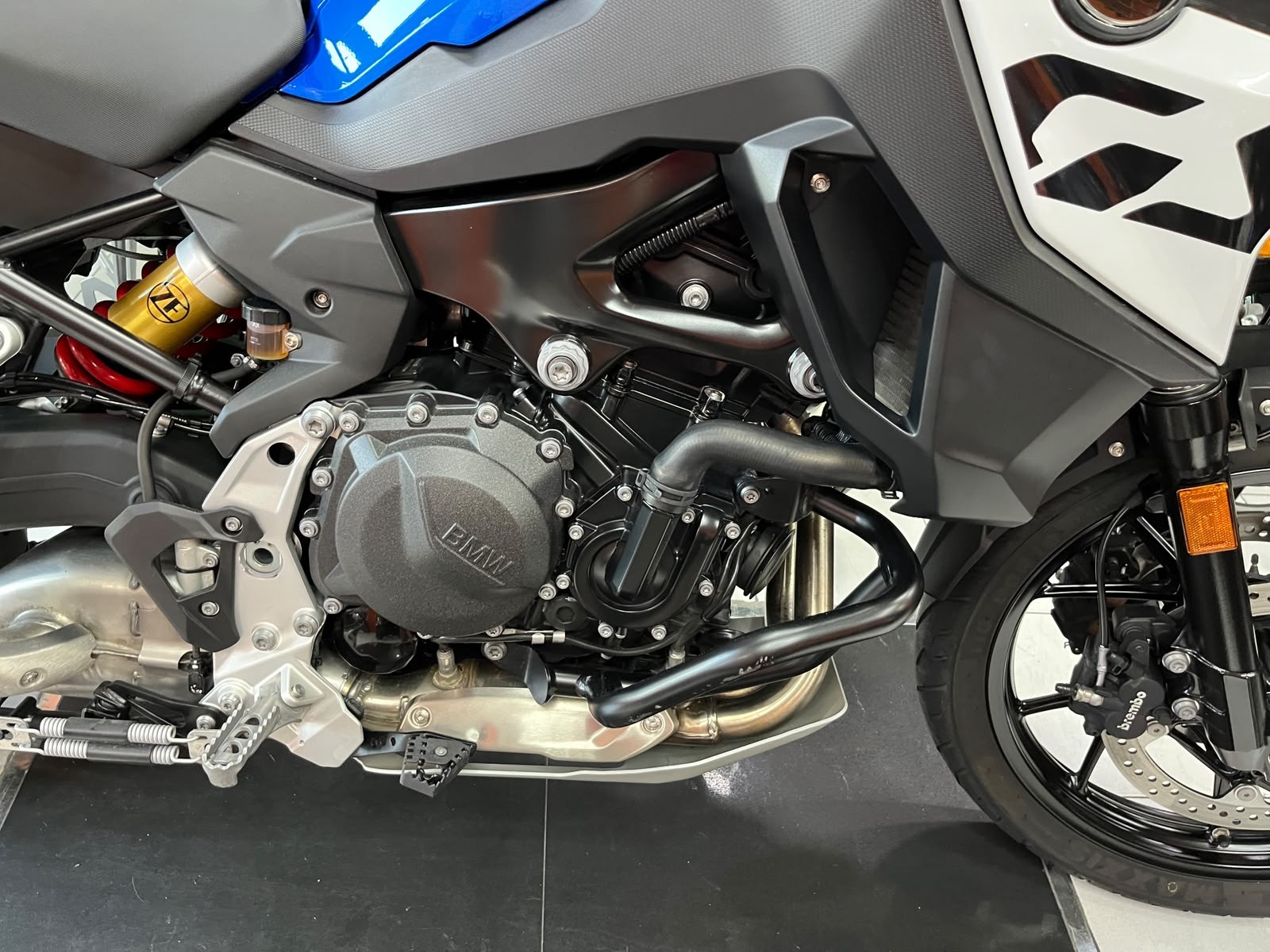 F800 FS