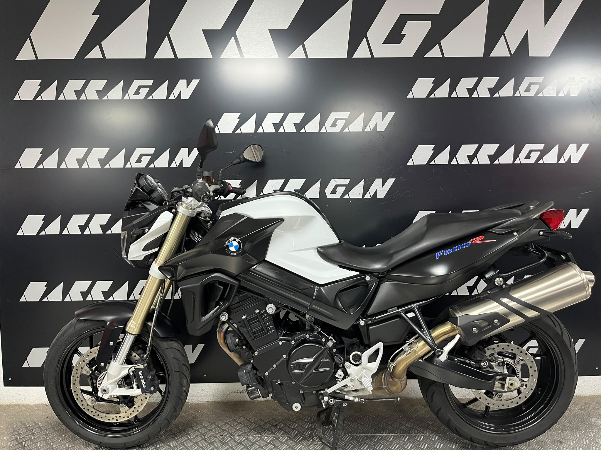 F800 R