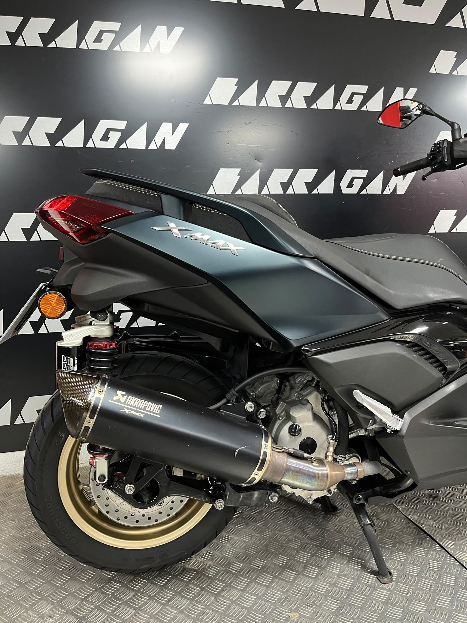 X-AX 300 TECH MAX