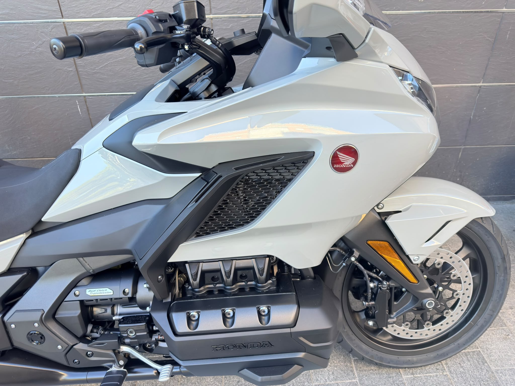 GL 1800 TOUR DCT