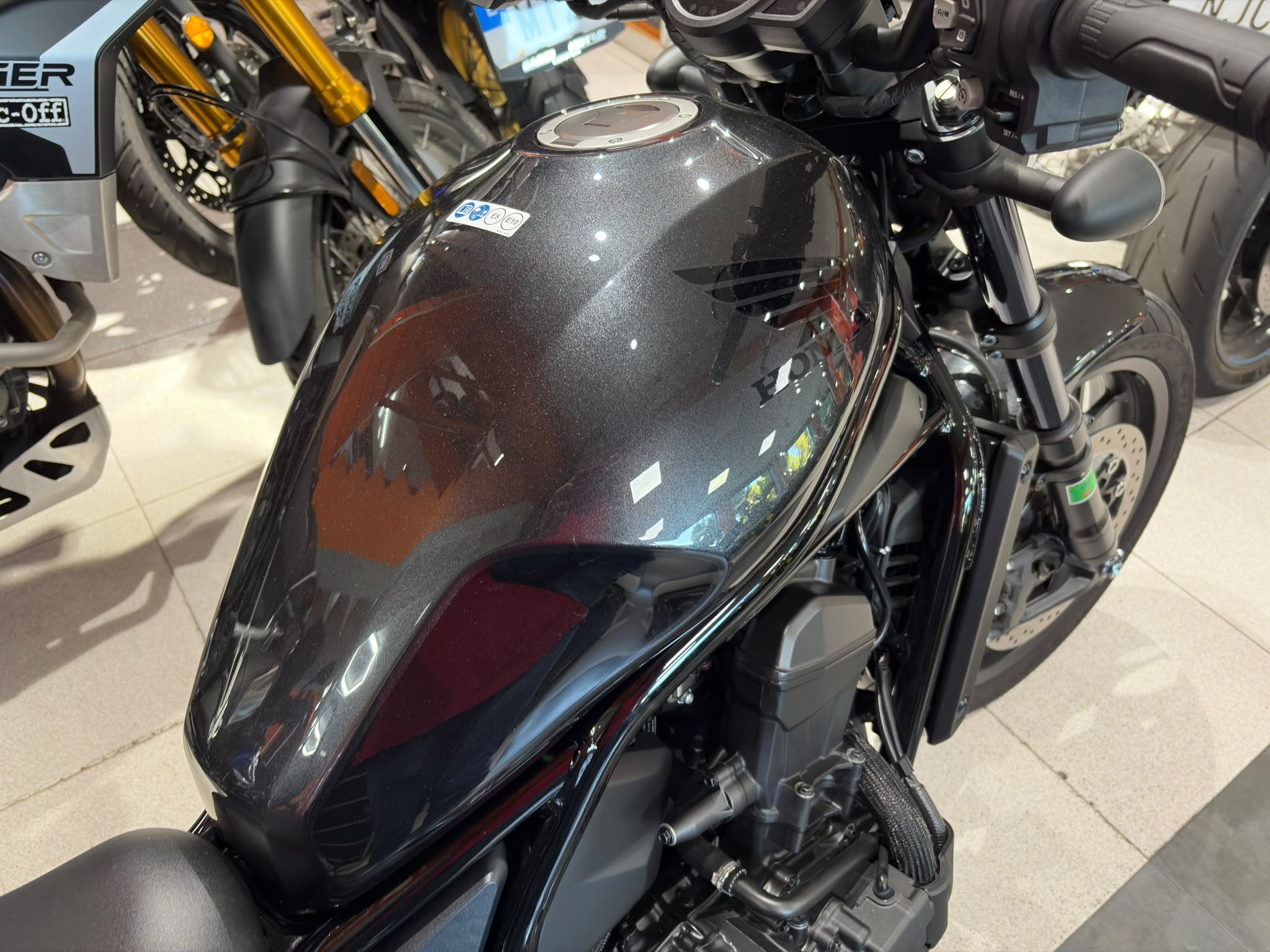REBEL 1100 DCT